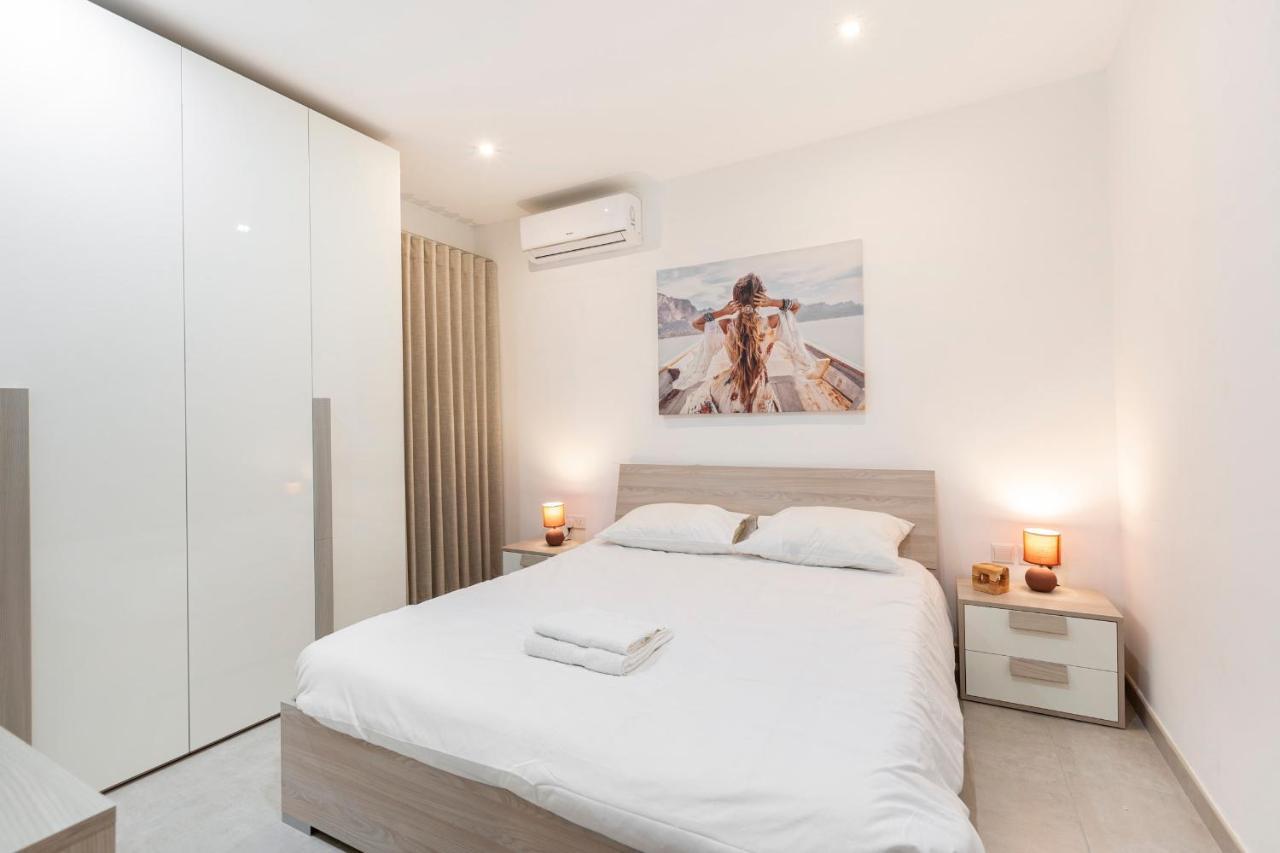 Golden Flat In San Pawl-Hosted By Sweetstay Bahía de San Pablo Exterior foto
